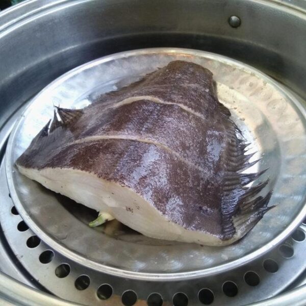 d000baa1cd11728bd350be81aee306c6c3fd2c3f 扁鱈(比目魚) 鮮嫩多汁 超美味!